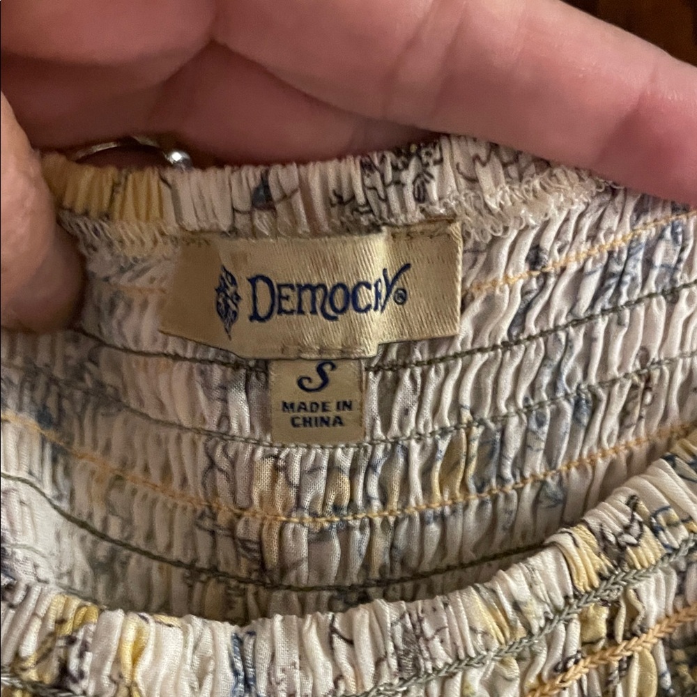 Democracy Multicolor Floral Camisole - Picture 2 of 2